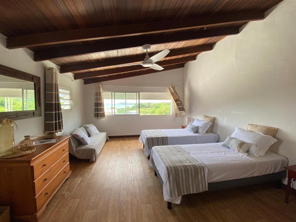 Bed and Breakfast Notre Vie La Le Robert Exterior foto